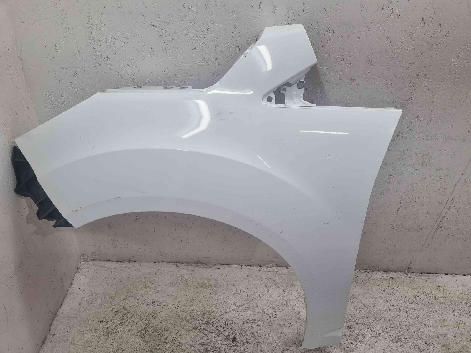 Aripa stanga fata Ford Grand C-Max (CB7) [Fabr 2010-2015] Frozen White - imagine 1