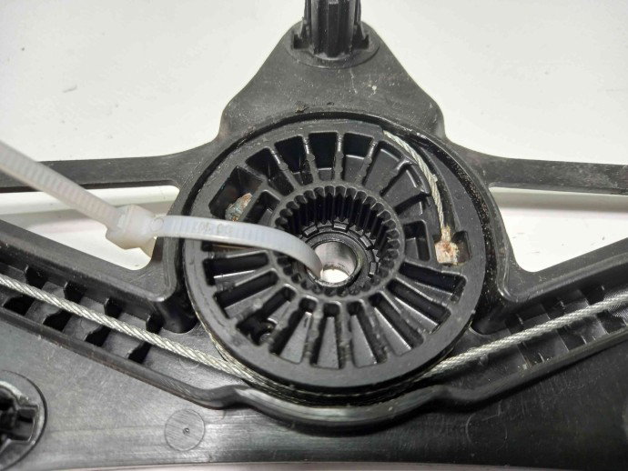 Macara geam stanga spate 5E0839461 Skoda Octavia 1.6 CLHA 2012-2022