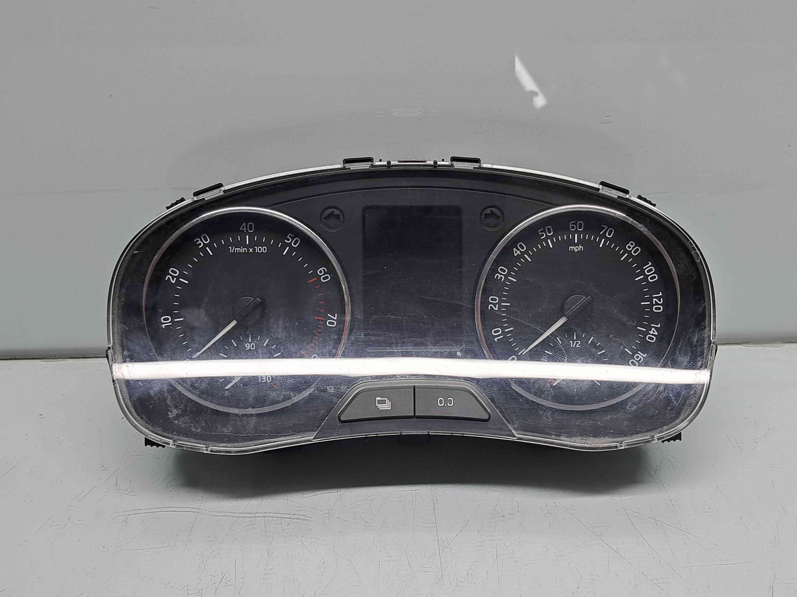Ceas bord Skoda Rapid (NH3) [Fabr 2012-2019] 5JA920940B