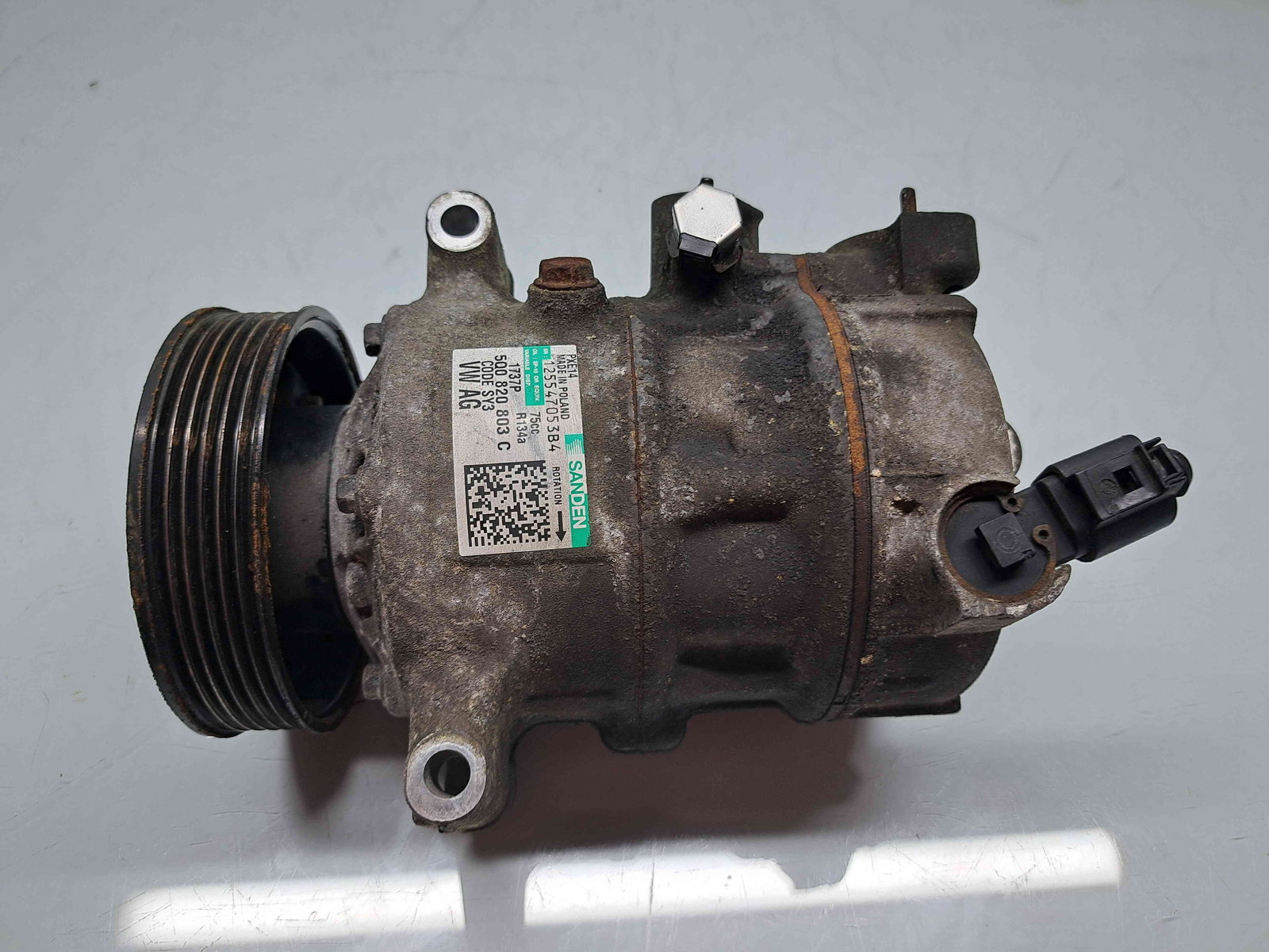 Compresor clima Skoda Rapid (NH3) [Fabr 2012-2019] 5Q0820803C 1.2 TSI CBZB 77KW / 105CP - imagine 2