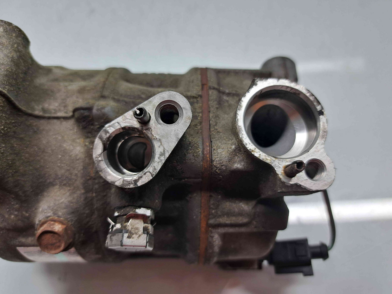 Compresor clima Skoda Rapid (NH3) [Fabr 2012-2019] 5Q0820803C 1.2 TSI CBZB 77KW / 105CP - imagine 4