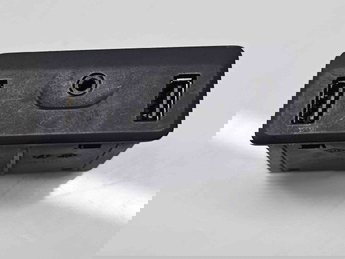  Conector auxiliar USB Renault Kadjar [Fabr 2015-prezent] 280239732R