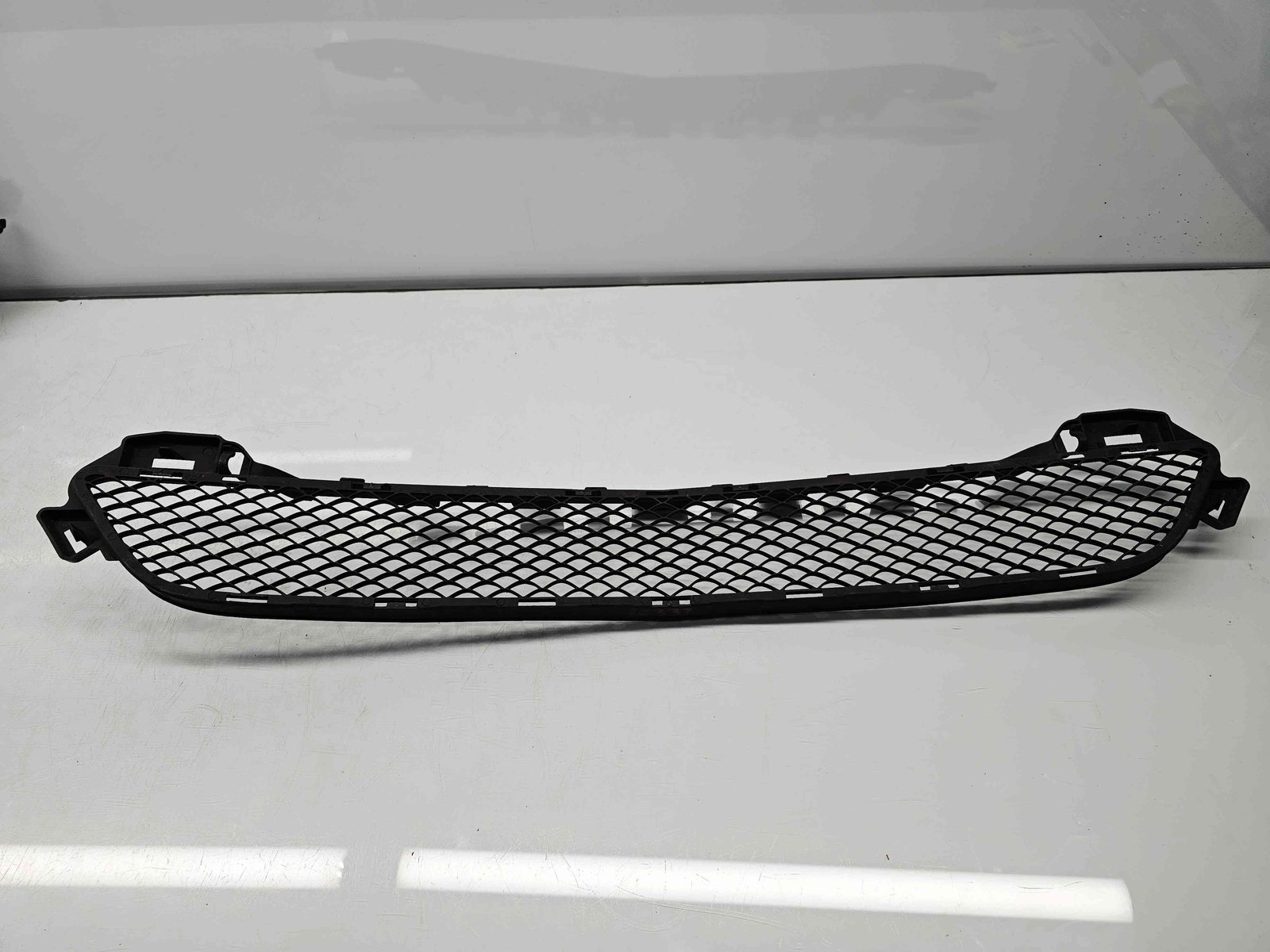 Grila bara fata Mercedes Clasa C (W205) [Fabr 2014-prezent] A2058850423 - imagine 2