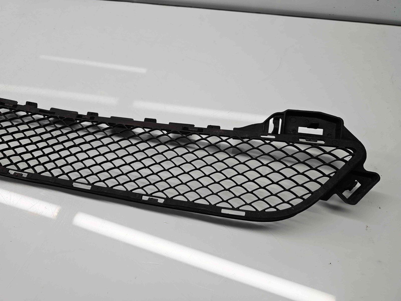 Grila bara fata Mercedes Clasa C (W205) [Fabr 2014-prezent] A2058850423 - imagine 3