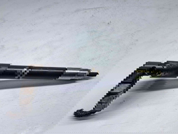 Injector Toyota Rav 4 III (ACA3, ACE, ALA3, GSA3, ZSA3) [Fabr 2005-2013] 23670-26060 2.2  