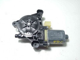 Motoras geam stanga fata 5Q0959801B Skoda Octavia 1.6 CLHA 2012-2022