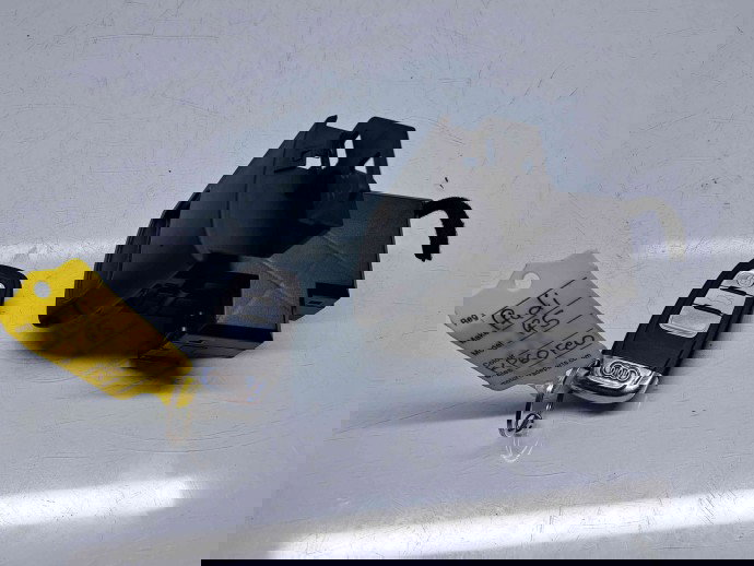  Contact cu cheie  AUDI A4 (8K2, B8) [Fabr 2008-2015] 8K0909131  3.0 TDI CCWA176KW / 239CP