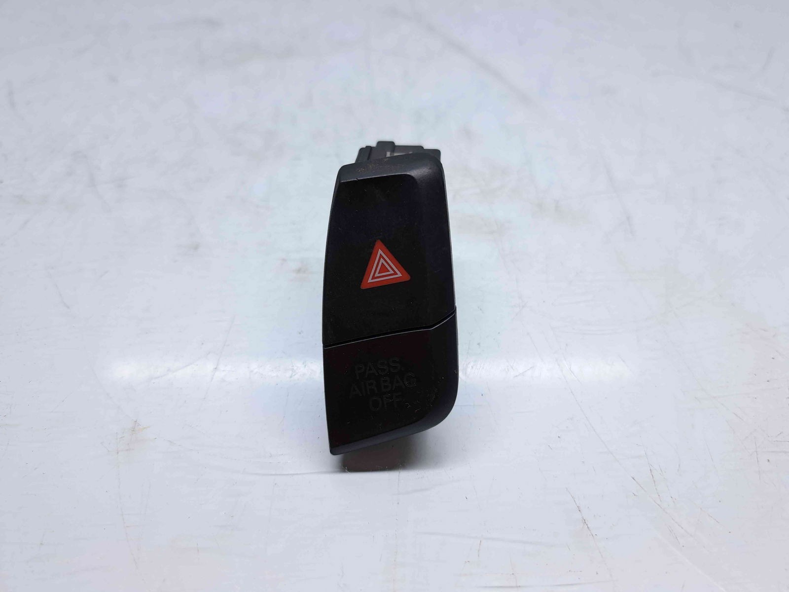 Buton avarii AUDI A4 (8K2, B8) [Fabr 2008-2015] 8K2941509A