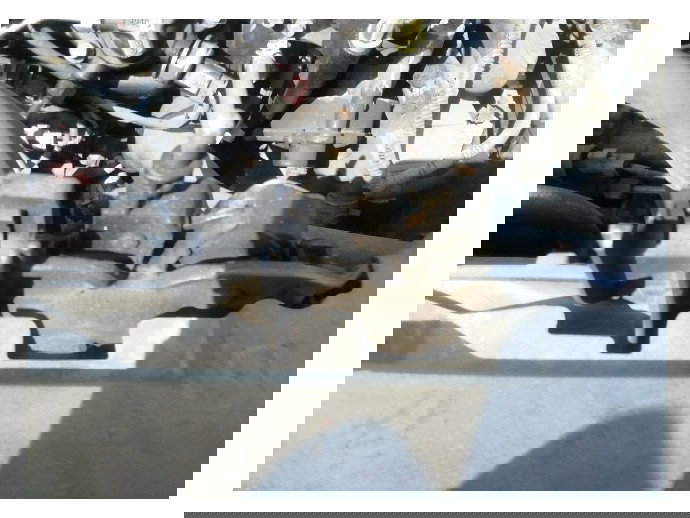 Broasca capota FORD C-Max 1 1.8 TDCI OEM 2007-2010