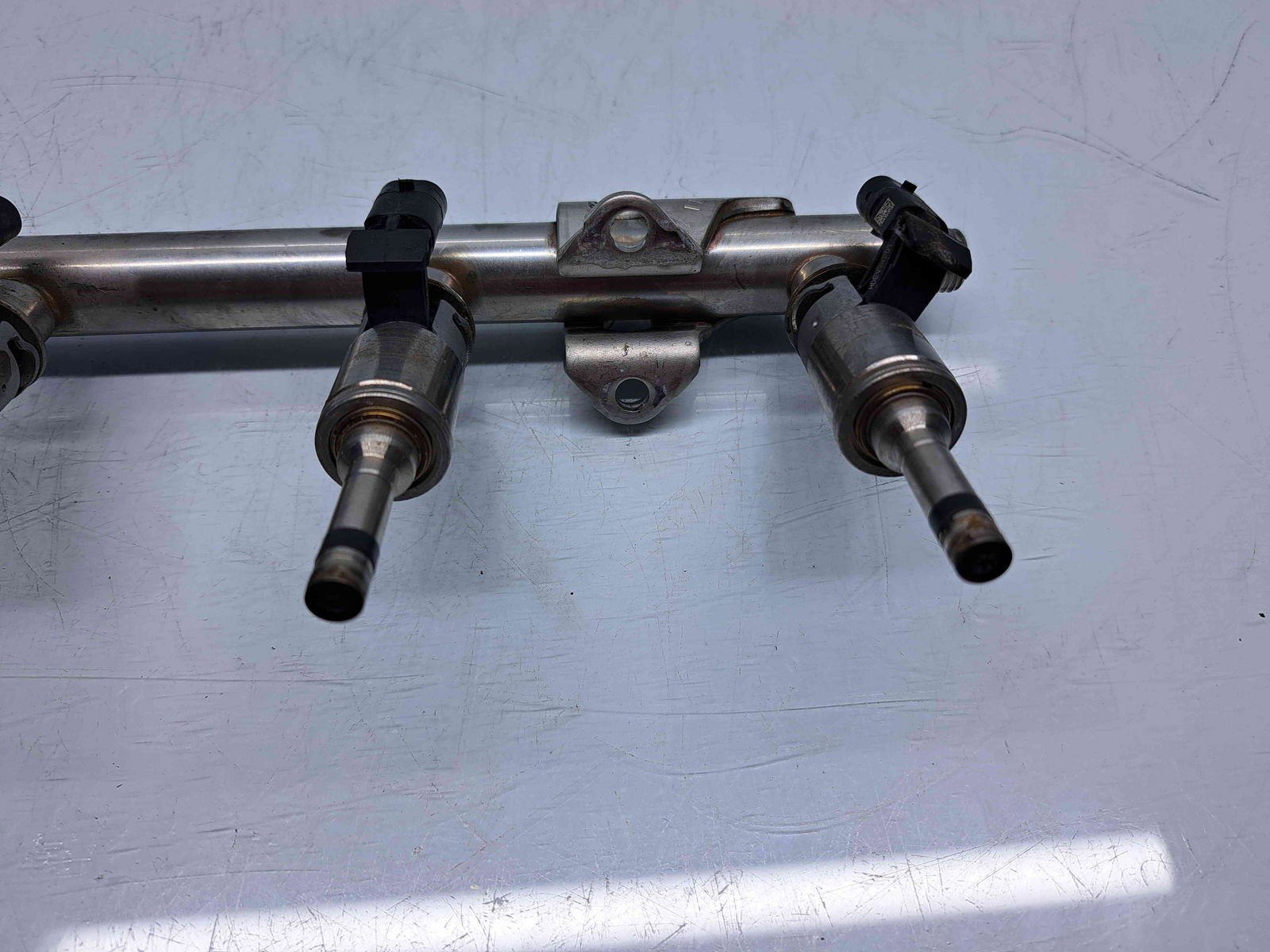 Rampa injectoare AUDI Q3 (8UB) [Fabr 2011-2018] 04E133320D 1.4 TSI CZEA 110KW / 150CP - imagine 4