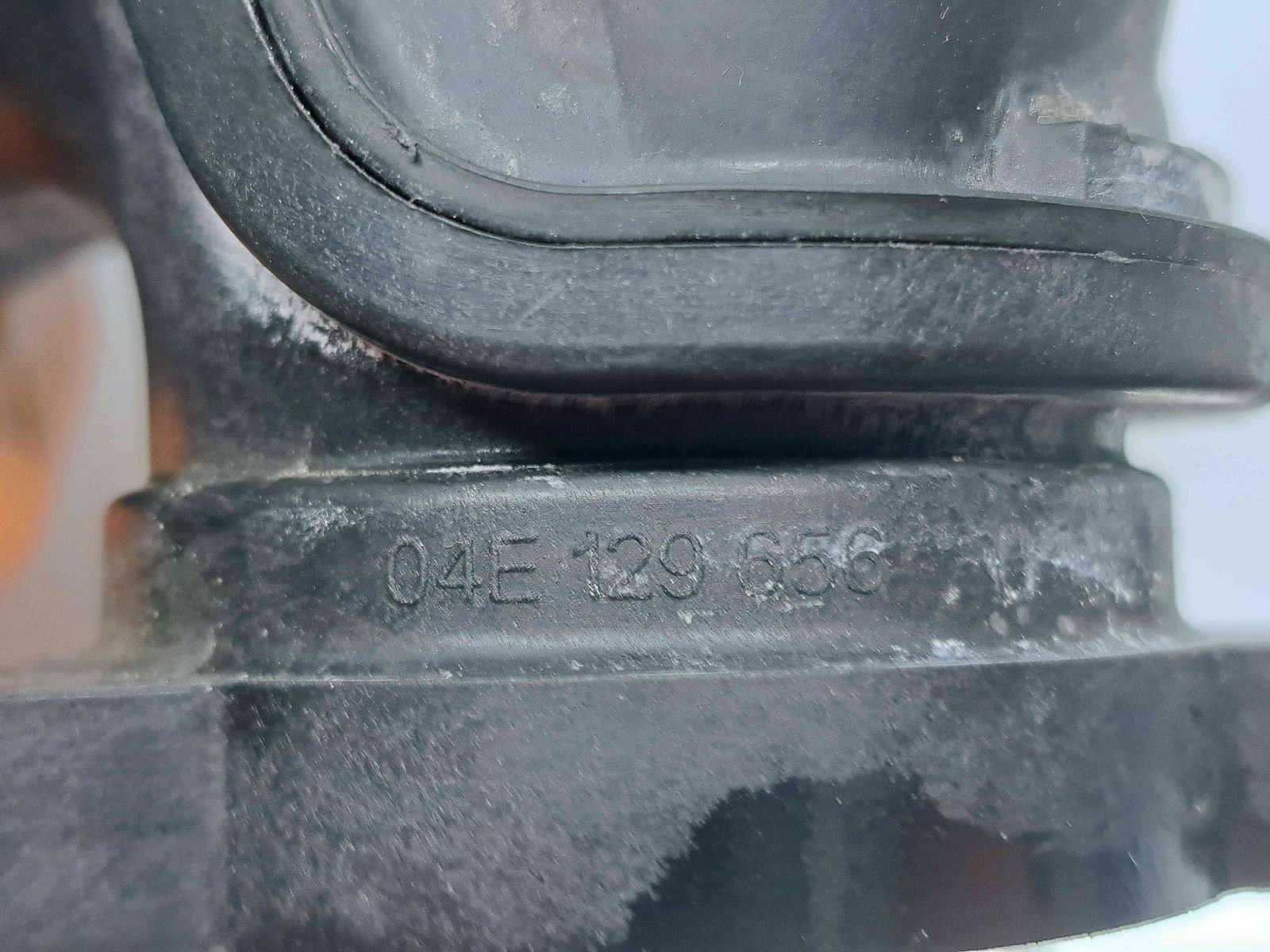 Furtun intercooler AUDI A3 Sportback (8VS, 8VM) [Fabr 2013-prezent] 04E129656 1.4 TSI CZEA 110KW / 150CP - imagine 2