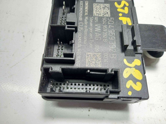 Modul usa stanga fata 5Q4959392B Skoda Octavia 1.6 CLHA 2012-2022