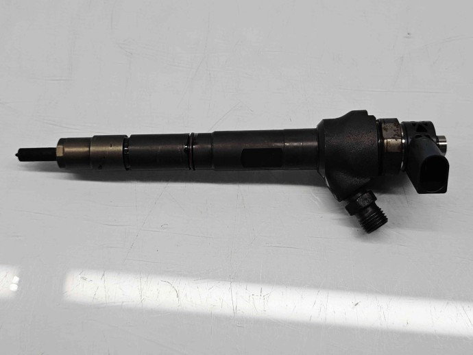 Injector  Volkswagen Golf 7 (5G) [Fabr 2014-prezent] 04L130277AK 2.0 TDI CRBC 110KW / 150CP