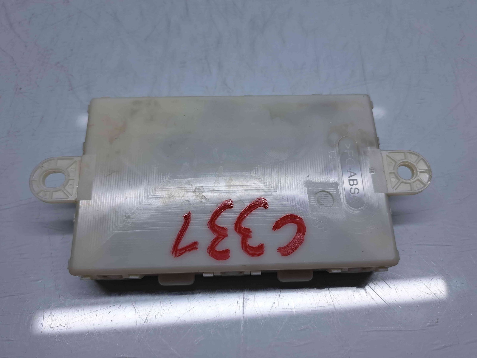 Borna baterie (-) Mercedes Clasa C (W205) [Fabr 2014-prezent] A0009050554 - imagine 3