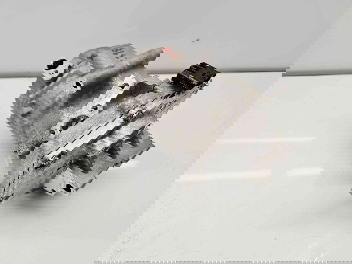 Compresor clima Dacia Jogger facelift [Fabr 2021-2025] 926003211R 1.6 Hib H4M632 84KW / 114CP