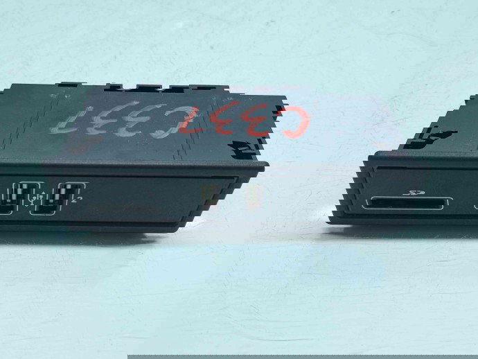  Conector auxiliar USB Mercedes Clasa C (W205) [Fabr 2014-prezent] A2058200226