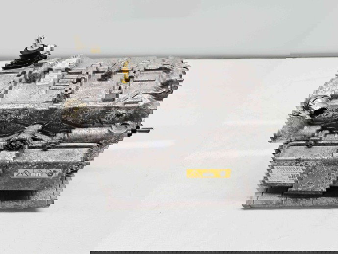  Convertizor de tensiune Mercedes Clasa C (W205) [Fabr 2014-prezent] A2059006515 