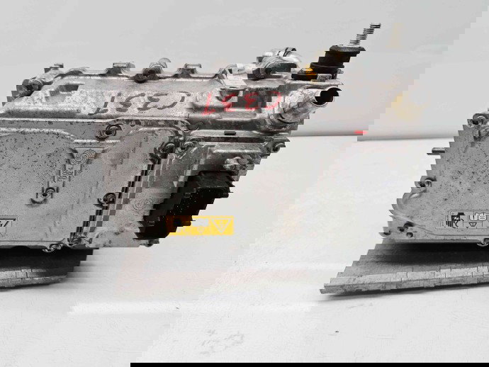  Convertizor de tensiune Mercedes Clasa C (W205) [Fabr 2014-prezent] A2059006515 