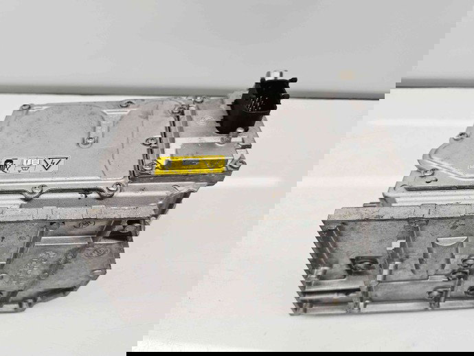  Convertizor de tensiune Mercedes Clasa C (W205) [Fabr 2014-prezent] A2059006515 