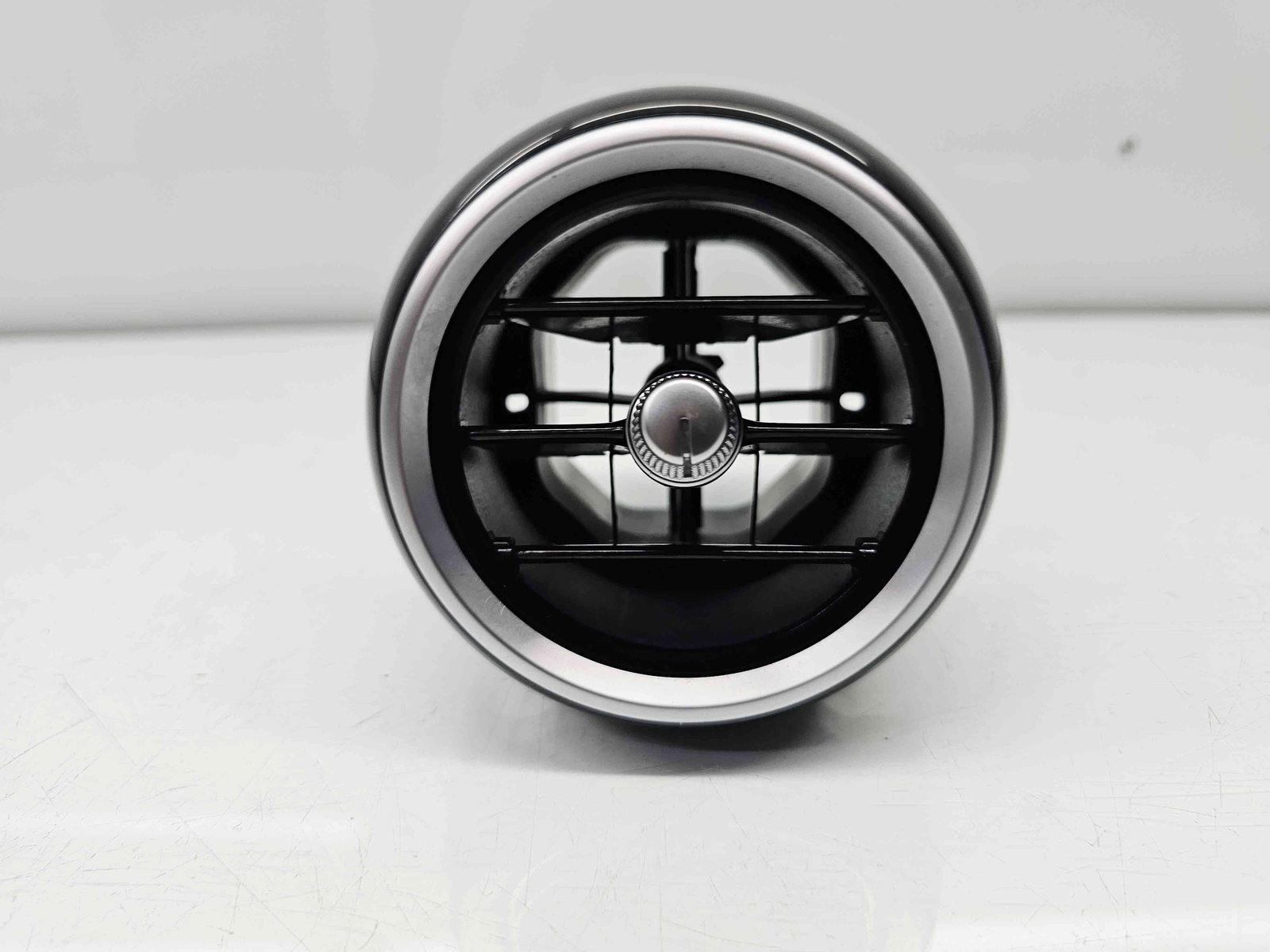 Grila aerisire stanga Mercedes Clasa C (W205) [Fabr 2014-prezent] A2058301100 - imagine 2