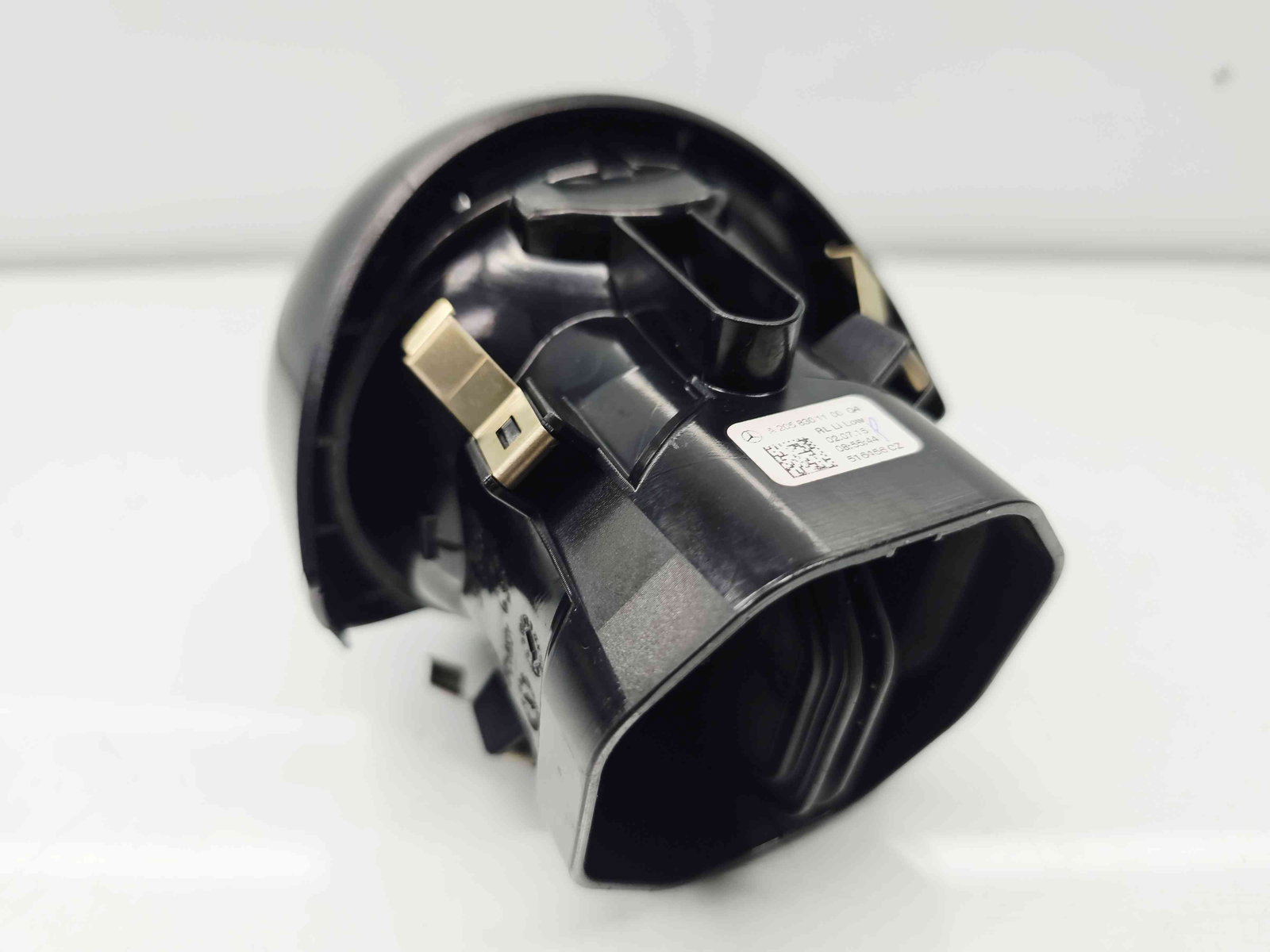 Grila aerisire stanga Mercedes Clasa C (W205) [Fabr 2014-prezent] A2058301100 - imagine 4