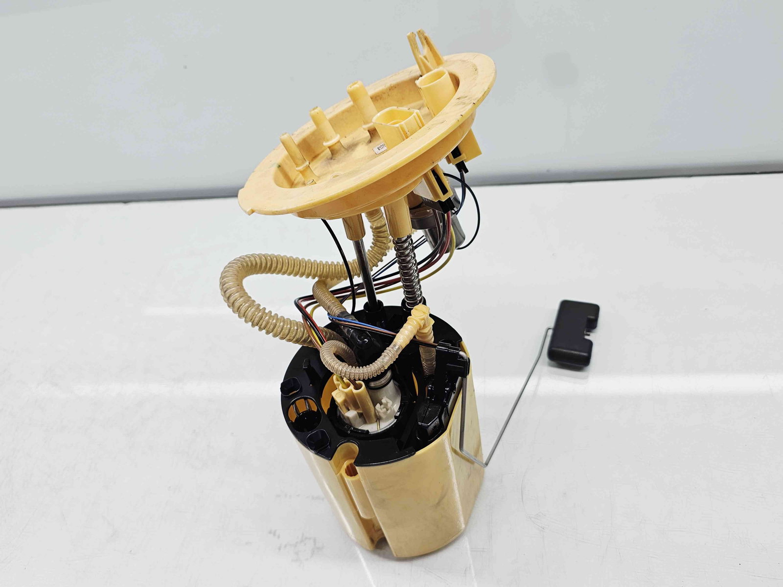 Pompa combustibil Audi A4 (8K2, B8.5) Facelift [Fabr 2008-2015] 8K0919050P 2.0 TDI CJCA 105KW / 143CP - imagine 3