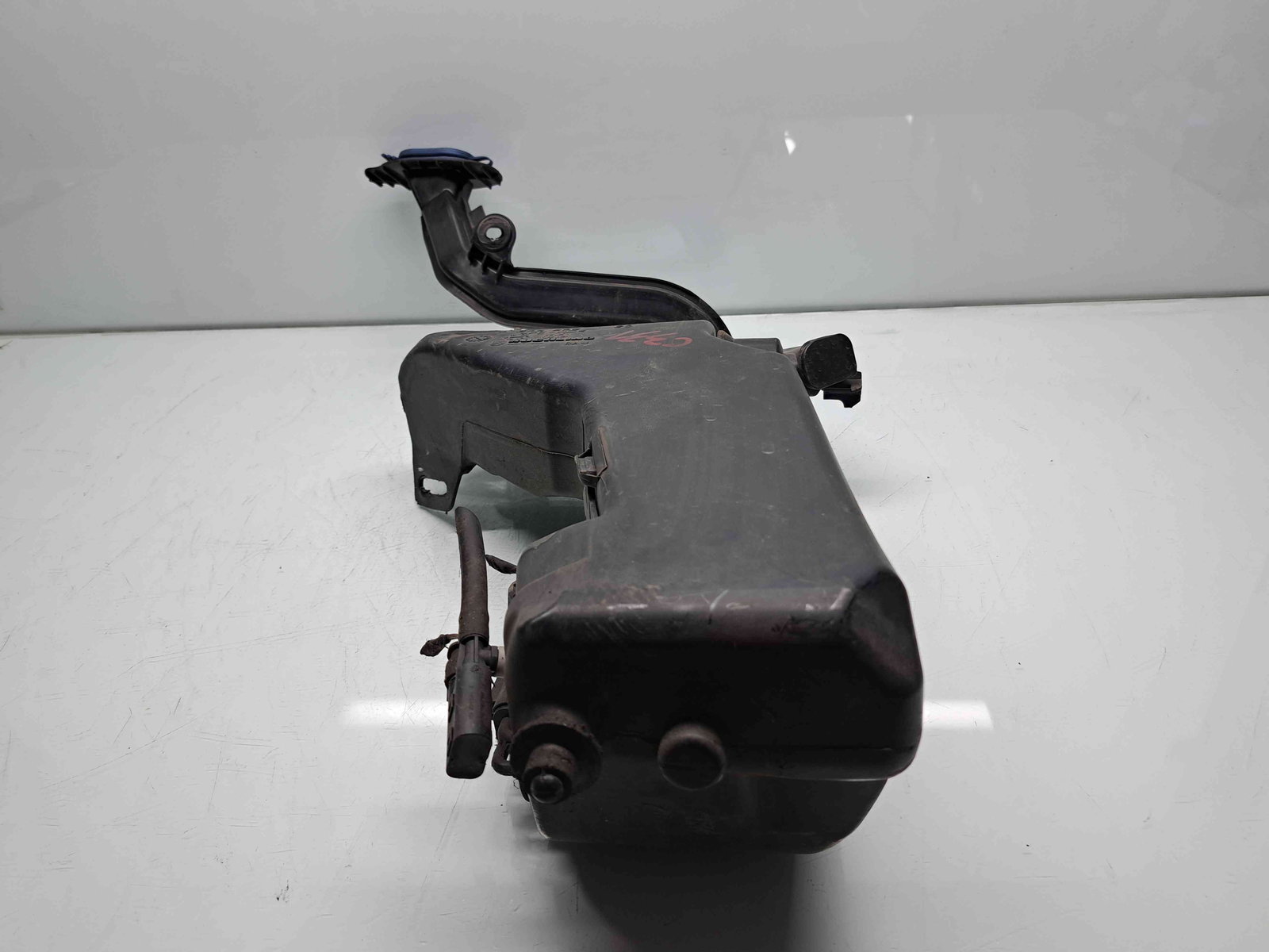 Vas lichid parbriz Mercedes Clasa C (W205) [Fabr 2014-prezent] A20586020 - imagine 2