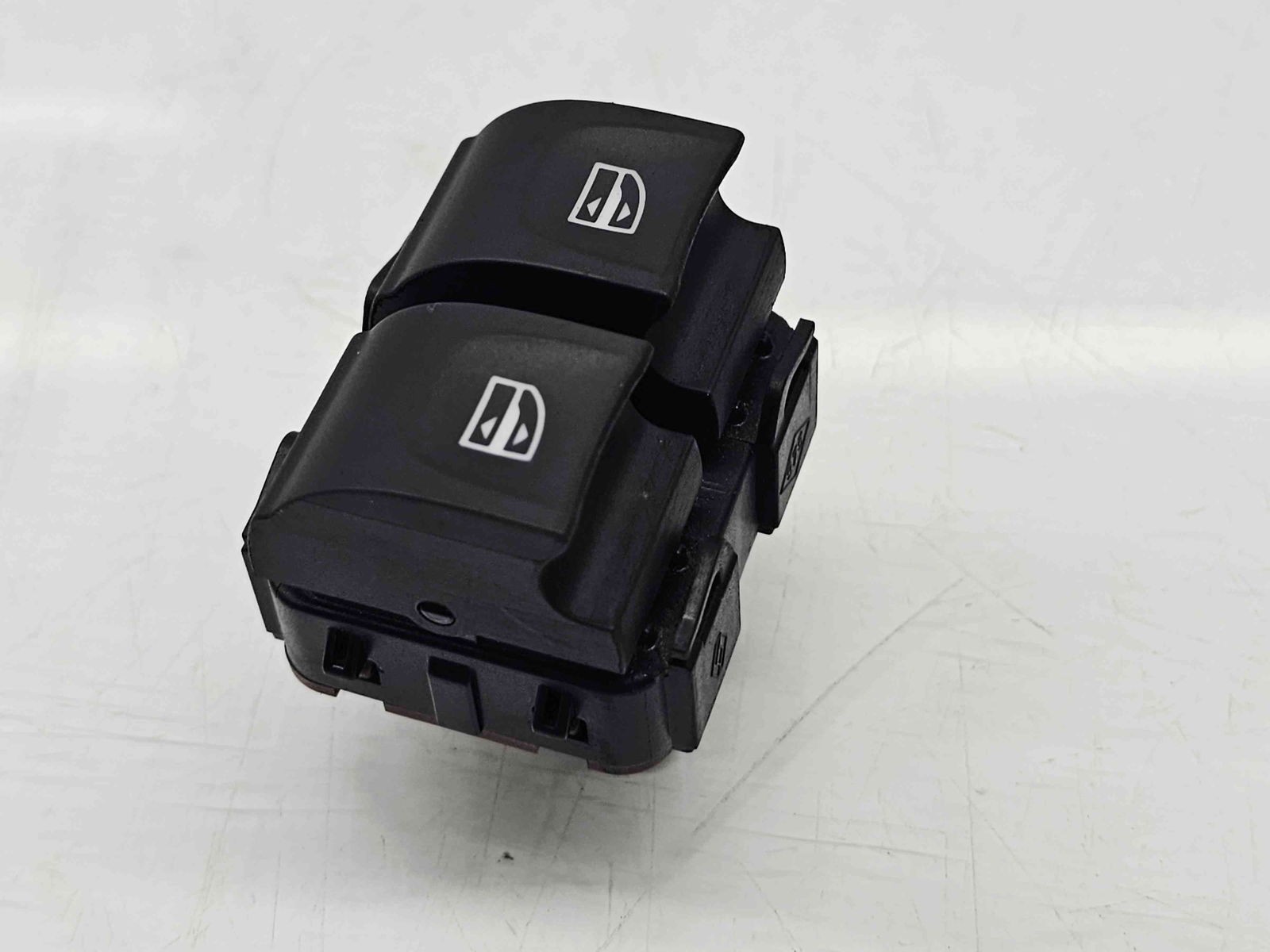 Butoane comanda geamuri sofer Dacia Sandero 3 [Fabr 2021-2023] 254113300R - imagine 1