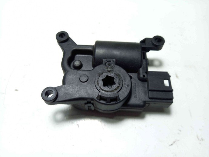 Motoras clapeta aeroterma bord 5Q0907511A Skoda Octavia 1.6 CLHA 2012-2022