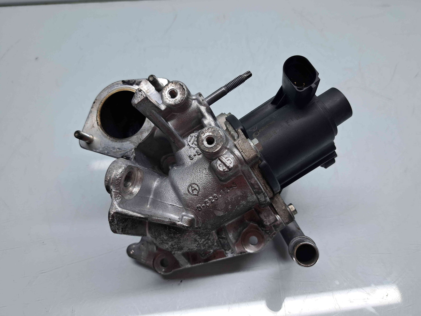 Supapa EGR Renault Scenic 3 (J95) Facelift [Fabr 2009-2015] 8200836385 1.5 DCI K9K837 81KW / 110CP - imagine 1