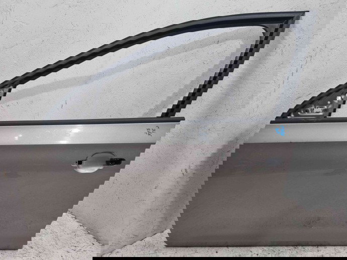 Usa stanga fata Skoda Rapid (NH3) [Fabr 2012-2019] LF8H