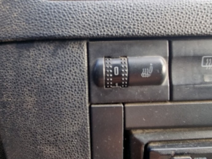 Buton incalzire scaune Skoda Fabia 1 Combi (6Y5) [Fabr 2000-2008] 1.9 SDI ASY 47KW / 64CP
