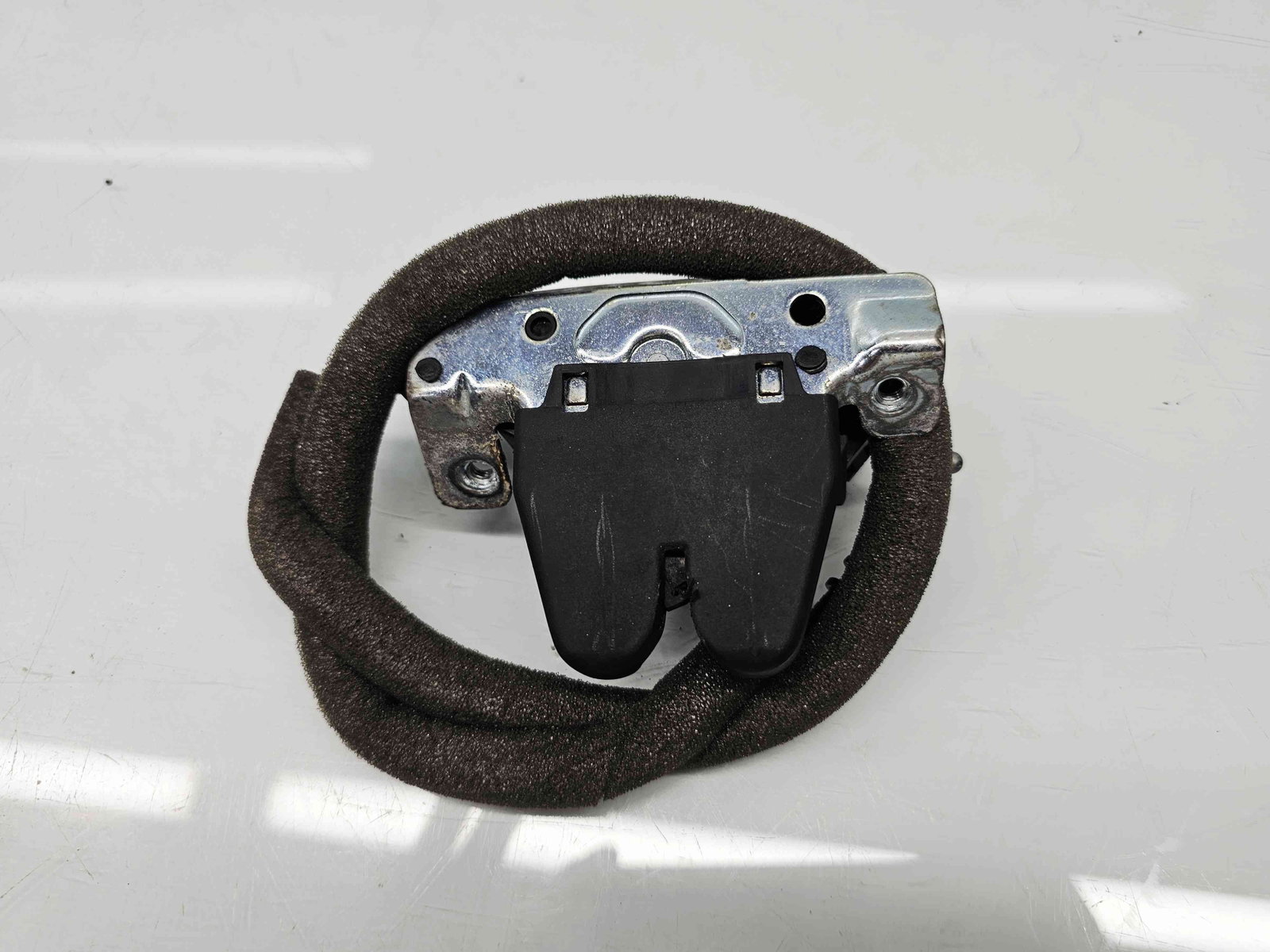 Broasca capota spate Mercedes Clasa E (W212) AMG [Fabr 2009-2016] A2047500185