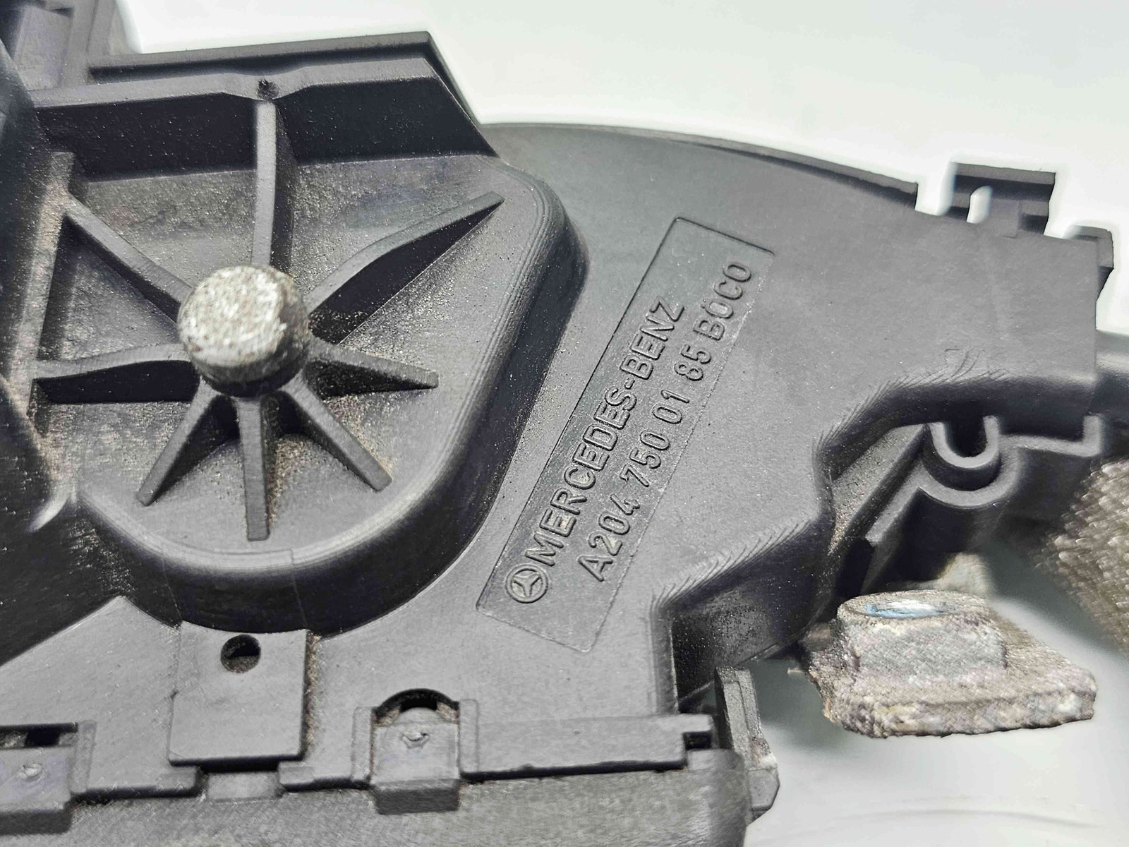 Broasca capota spate Mercedes Clasa E (W212) AMG [Fabr 2009-2016] A2047500185 - imagine 3