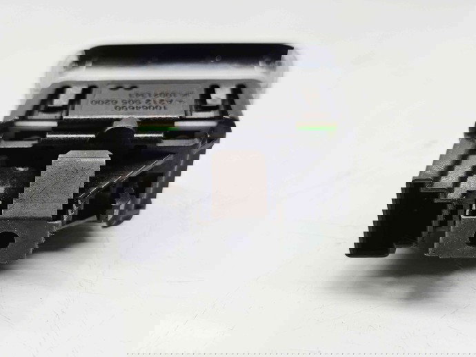  Buton deschidere portbagaj Mercedes Clasa E (W212) AMG [Fabr 2009-2016] A2129056200