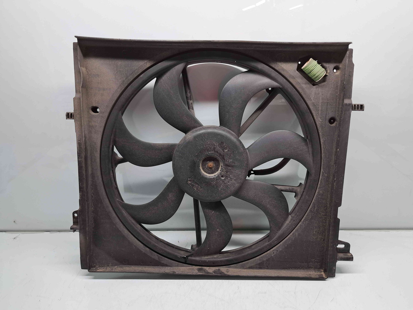 Electroventilator Renault Kadjar [Fabr 2015-prezent] 214814EB0A 1.5 DCI K9K646 81KW / 110CP - imagine 3