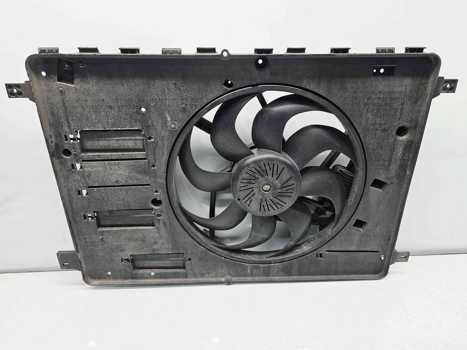 Electroventilator Volvo V60 [Fabr 2010-2018] 6G91-8C607-MG 2.0 D4204TS 133KW / 181CP - imagine 2