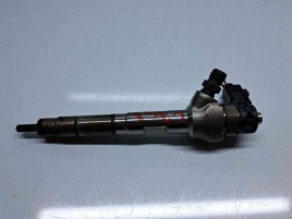 Injector Volkswagen Passat B8 (3G2) [Fabr 2015-prezent] 04L130277AC 2.0 TDI CRLB 110KW / 150CP