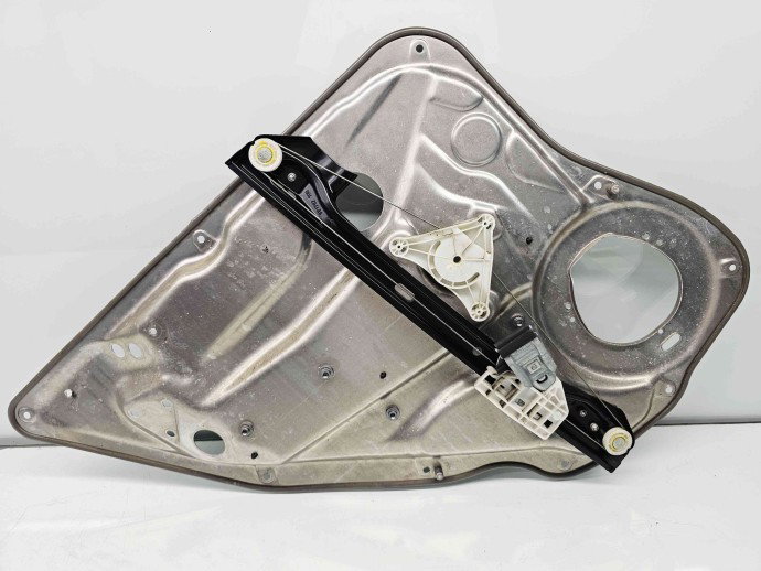 Macara electrica geam dreapta spate Mercedes Clasa E (W212) AMG [Fabr 2009-2016] A2125407605