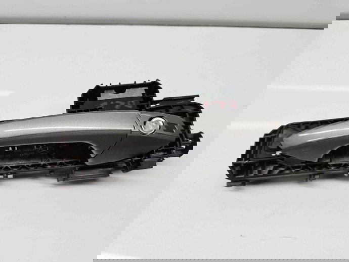 Maner usa dreapta fata Mercedes Clasa E (W212) AMG [Fabr 2009-2016] 792 Argintiu Palladm