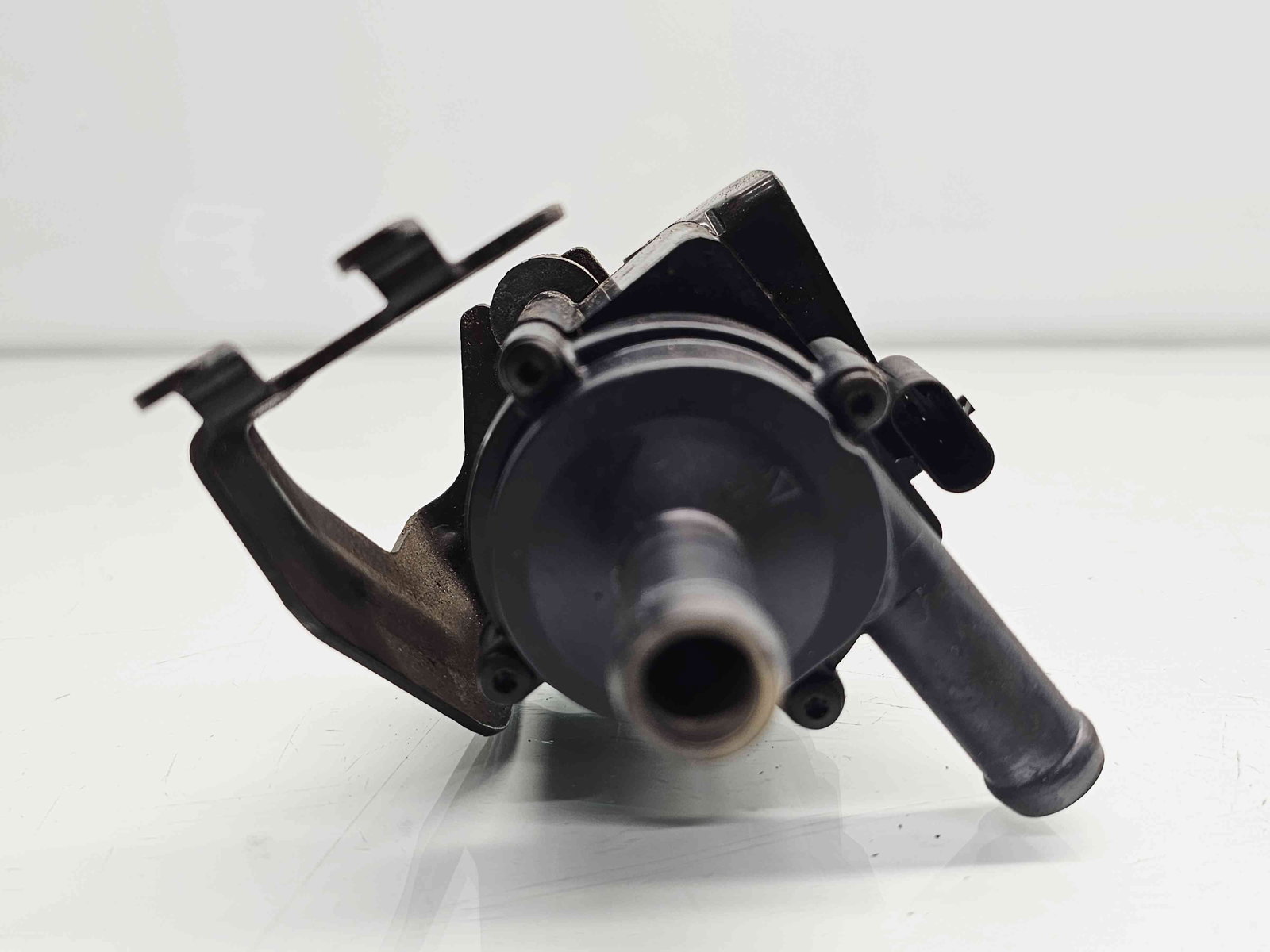 Pompa recirculare apa Ford Fiesta 8 [Fabr 2017-2025] GN11-8K577-AA 1.0 Benz M1JE 88KW / 120CP - imagine 4