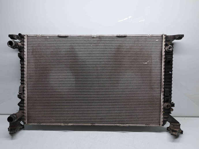 Radiator apa Audi A4 (8K2, B8.5) Facelift [Fabr 2008-2015] OEM 2.0 TDI CJCA 105KW / 143CP