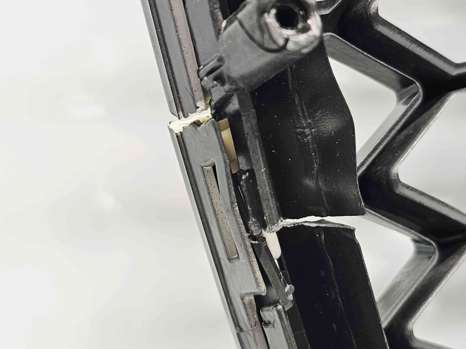 Grila bara fata Audi A7 Sportback (4GA) [Fabr 2011-2017] OEM - imagine 5