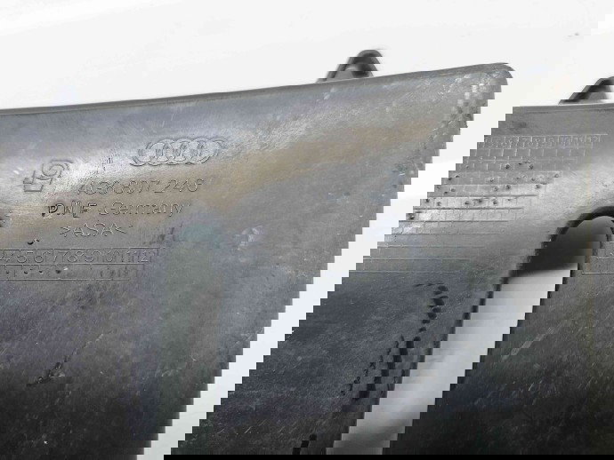 Grila proiector dreapta Audi A7 Sportback (4GA) [Fabr 2011-2017] 4G8807246