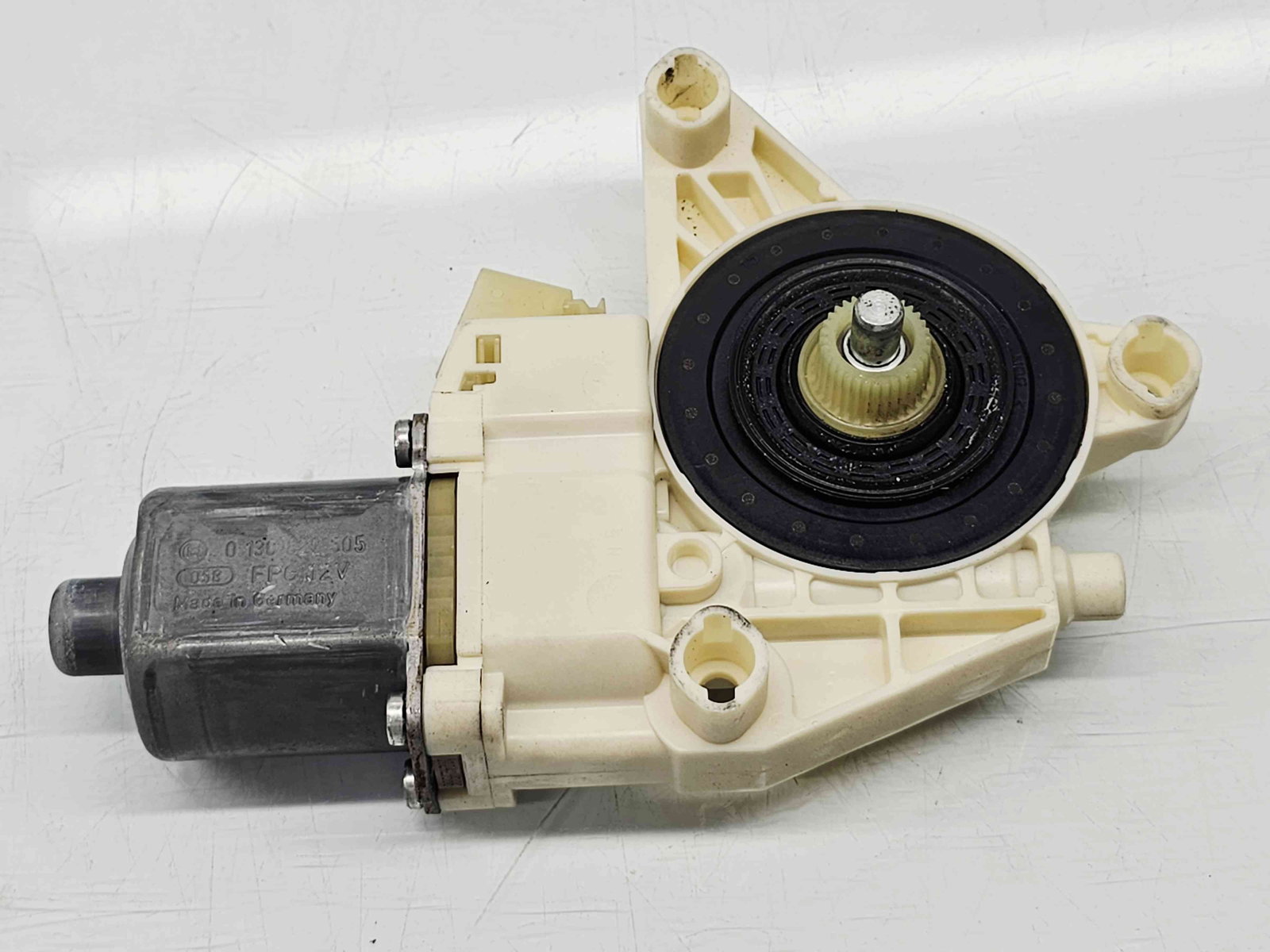 Motoras geam stanga spate Mercedes Clasa E (W212) AMG [Fabr 2009-2016] A2048200542 - imagine 1