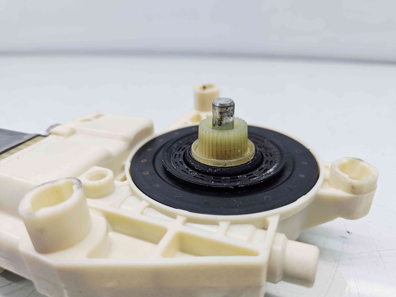 Motoras geam stanga spate Mercedes Clasa E (W212) AMG [Fabr 2009-2016] A2048200542 - imagine 2