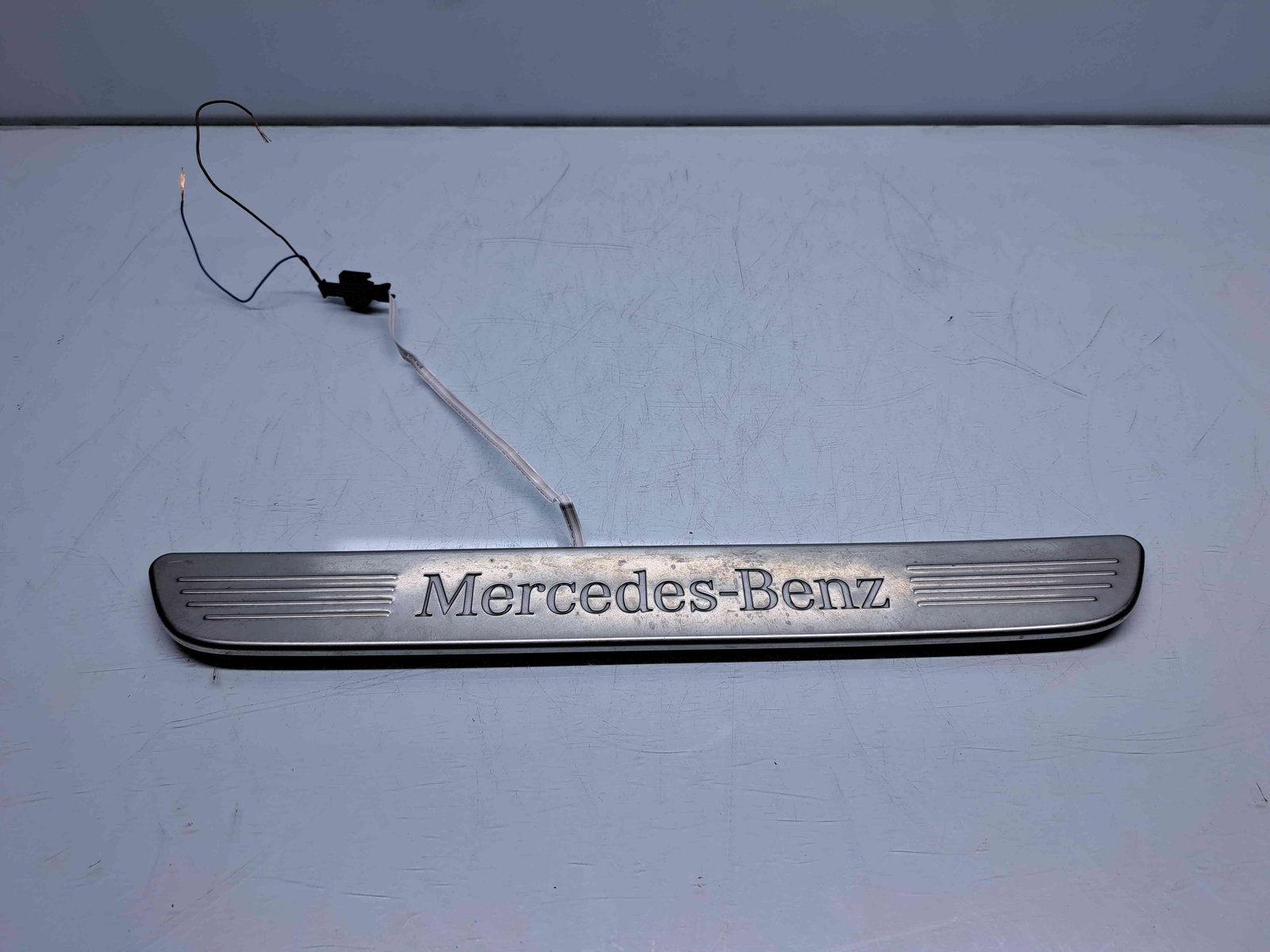 Ornament prag stanga fata Mercedes Clasa C (W205) [Fabr 2014-prezent] A2056806903 - imagine 1