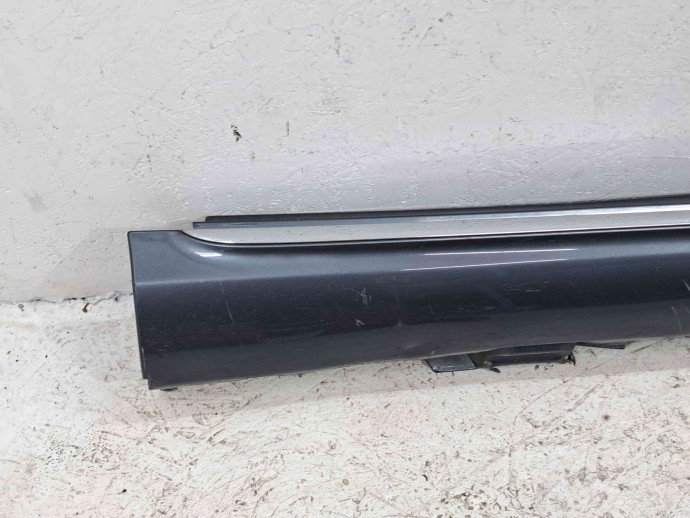Prag lateral dreapta Mercedes Clasa C (W205) [Fabr 2014-prezent] 755 Gri Tenorit