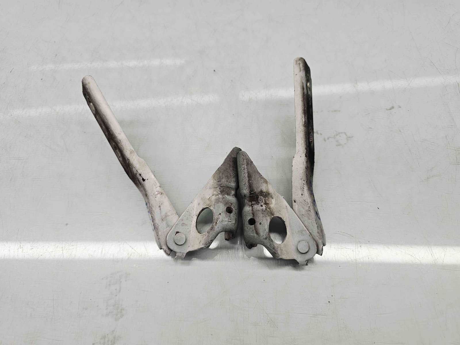 Set balamale capota Audi A3 Sportback (8PA) [Fabr 2004-2013] Facelift LY9C - imagine 1