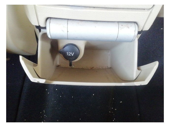 Priza 12v spate FORD C-Max 1 1.8 TDCI OEM 2007-2010